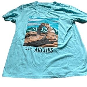 L teal blue National Arches tshirt